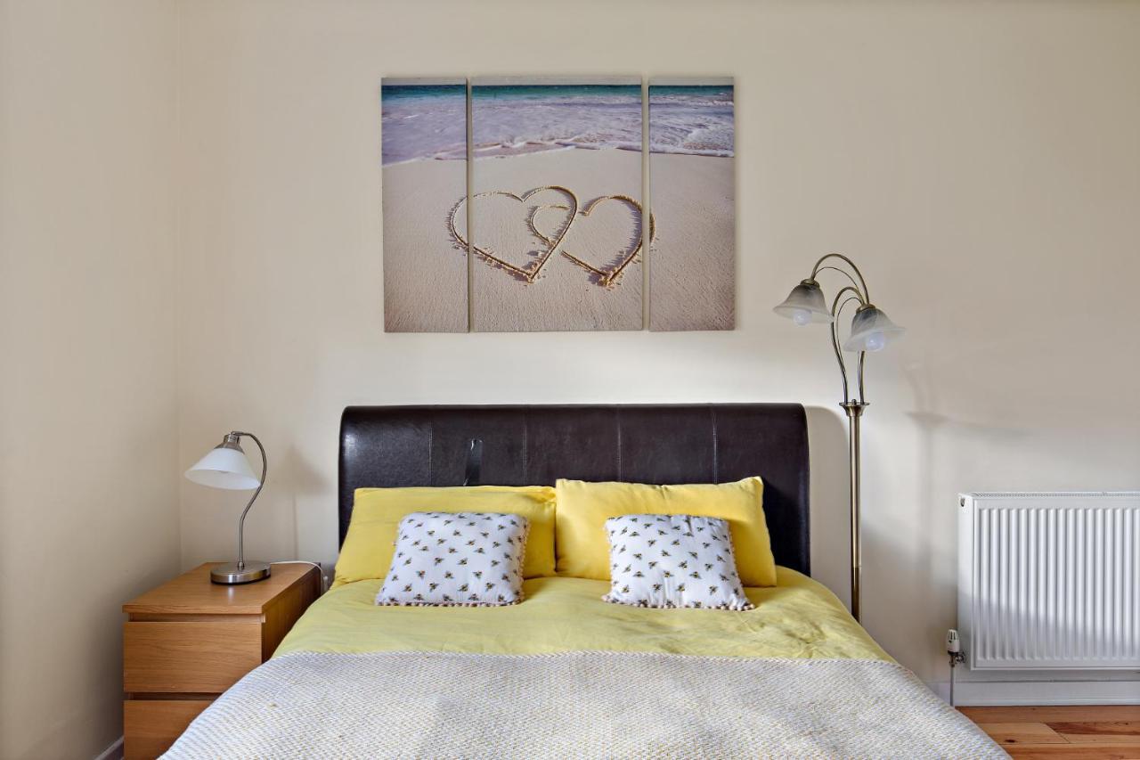 Prestonpans Cosy 2-Bdr Apartment & 15 Minutes To Edinburgh By Train & Free Parking מראה חיצוני תמונה